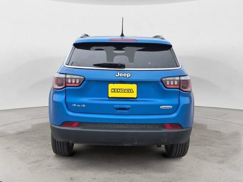 Used 2018 Jeep Compass Latitude w/ Popular Equipment Group AWD/4WD image 6