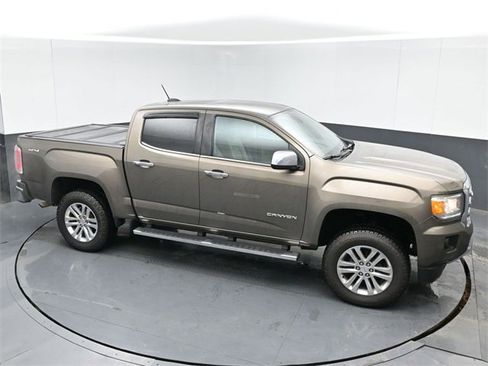 Used 2017 GMC Canyon SLT w/ Driver Alert Package image 32