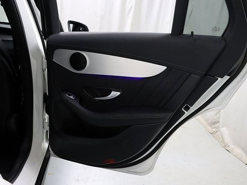 Certified 2022 Mercedes-Benz GLC 43 AMG 4MATIC image 32