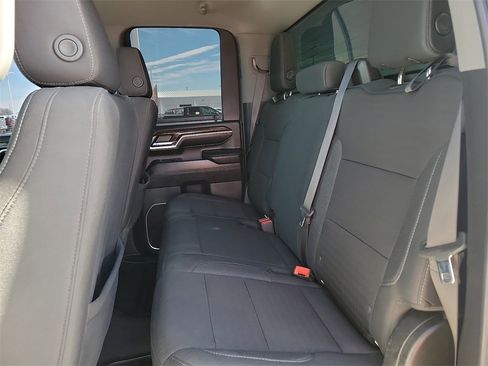 Used 2024 GMC Sierra 2500 SLE w/ SLE Value Package; image 16