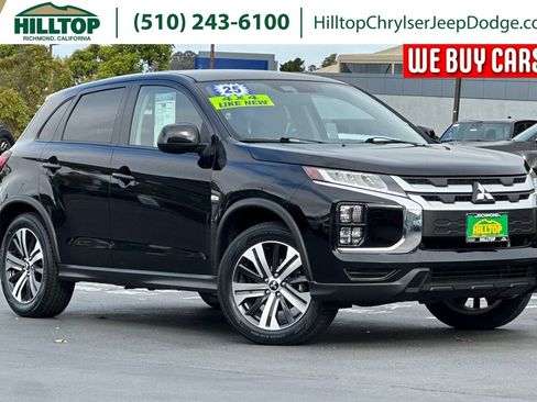 Used 2025 Mitsubishi Outlander Sport ES AWD/4WD image 1