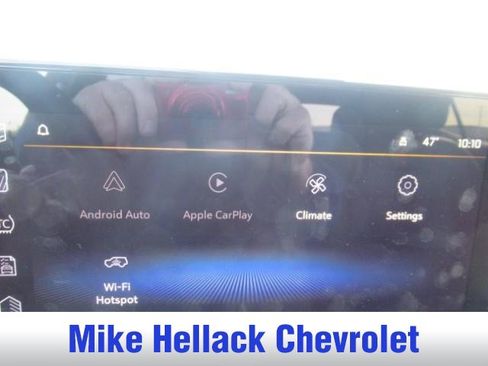 Used 2026 Chevrolet Trax RS w/ Sunroof Package image 25