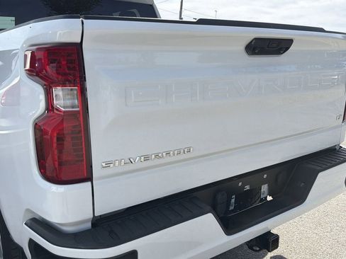 Certified 2024 Chevrolet Silverado 1500 Custom RWD image 9