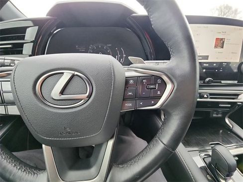 Used 2024 Lexus RX 350 Premium image 22