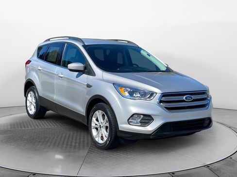 Used 2019 Ford Escape SEL image 7
