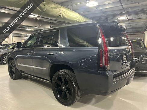 Used 2020 Cadillac Escalade Platinum image 4