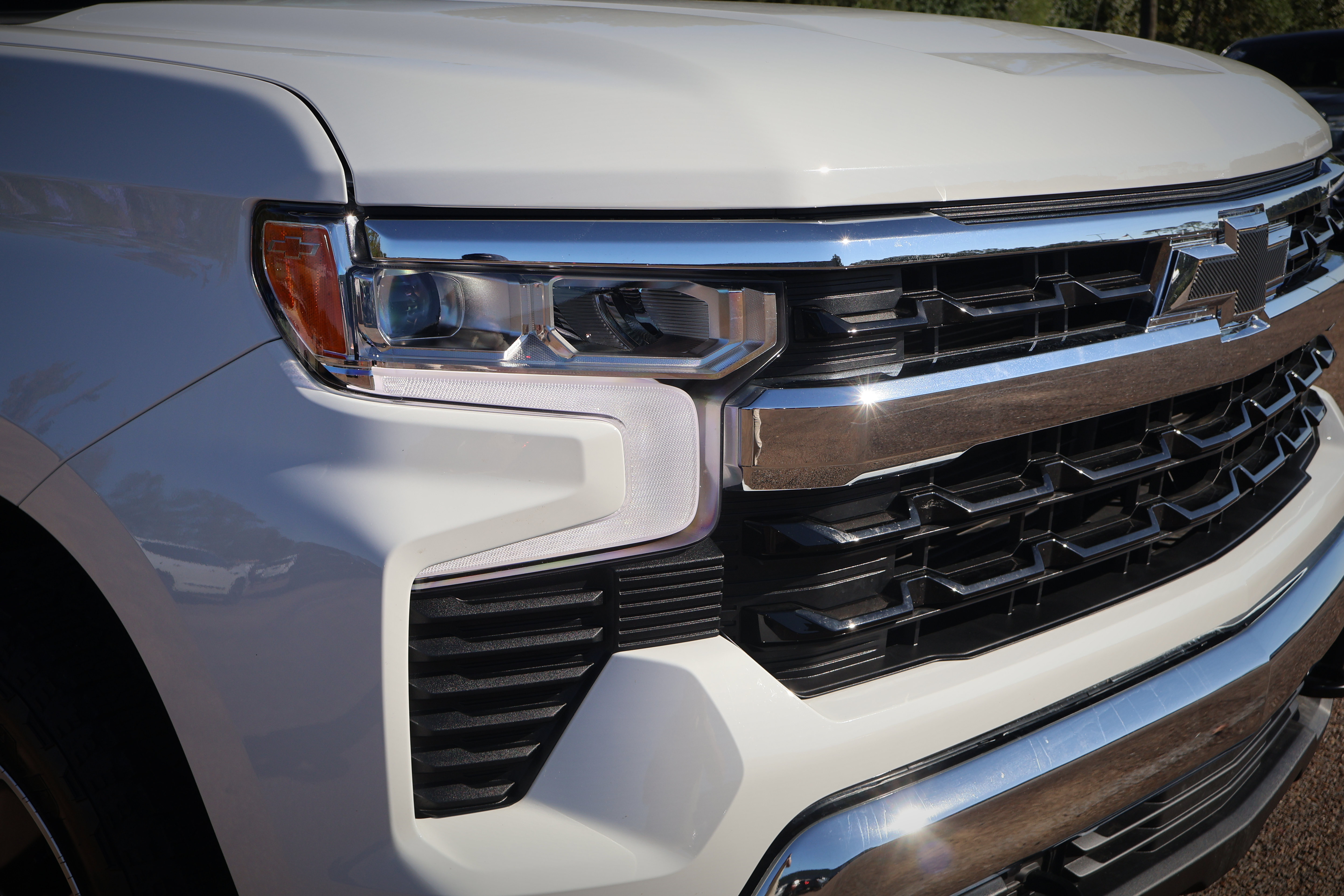 Used 2026 Chevrolet Silverado 1500 LT AWD/4WD image 11