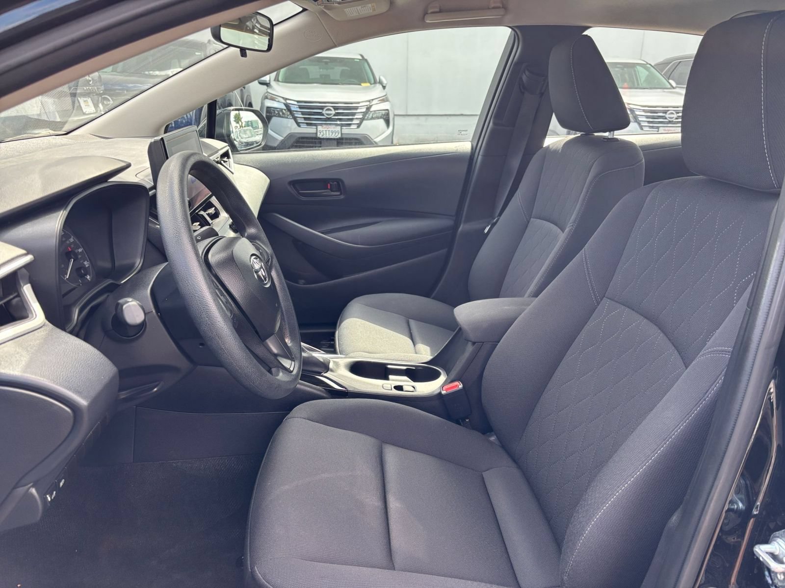 Used 2025 Toyota Corolla LE FWD image 24