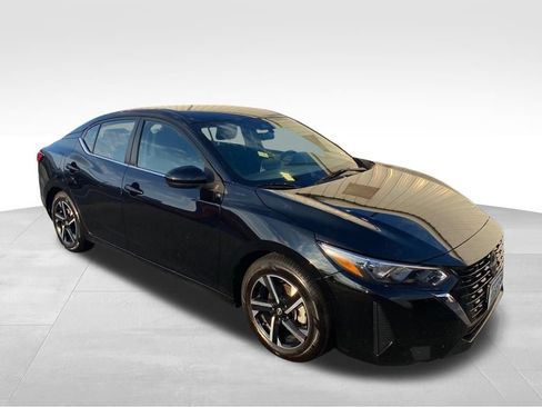 Used 2024 Nissan Sentra SV FWD image 15