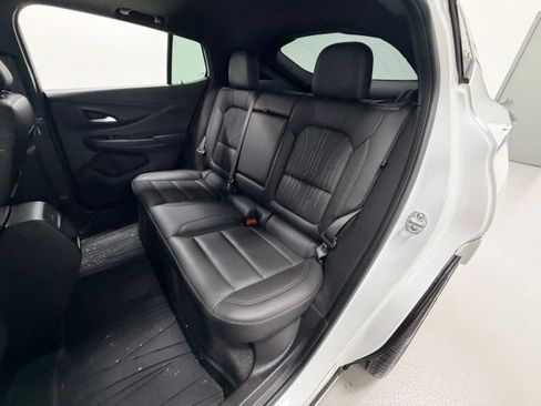 Used 2024 Buick Envista Avenir FWD image 23