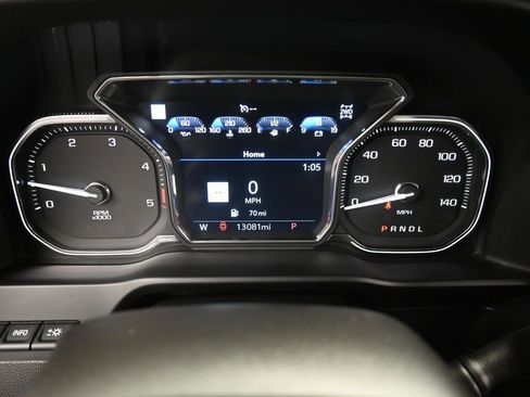 Used 2022 GMC Sierra 3500 Denali w/ Denali Ultimate Package image 15