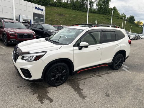 Used 2020 Subaru Forester Sport AWD/4WD image 11
