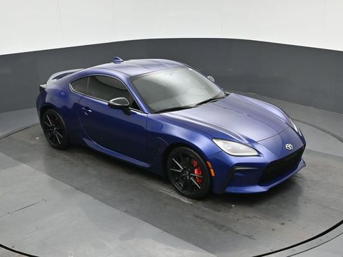 Used 2025 Toyota GR86 w/ Performance Package image 49