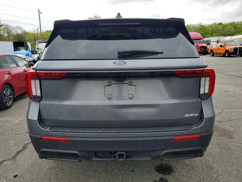Used 2025 Ford Explorer ST-Line w/ ST-Line Street Pack AWD/4WD image 6