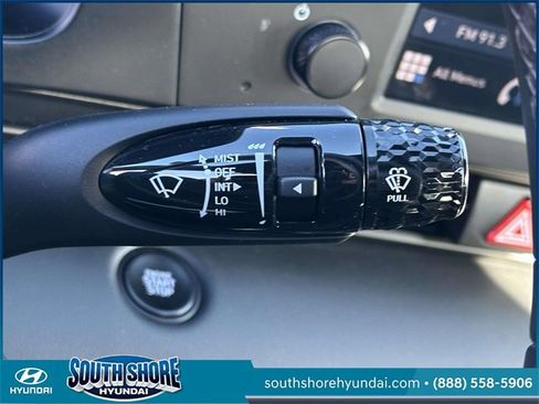 Certified 2025 Hyundai Elantra Sport w/ Cargo Package image 24