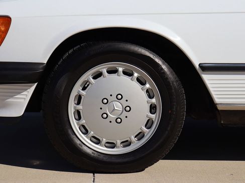 Used 1988 Mercedes-Benz 560 SL image 51