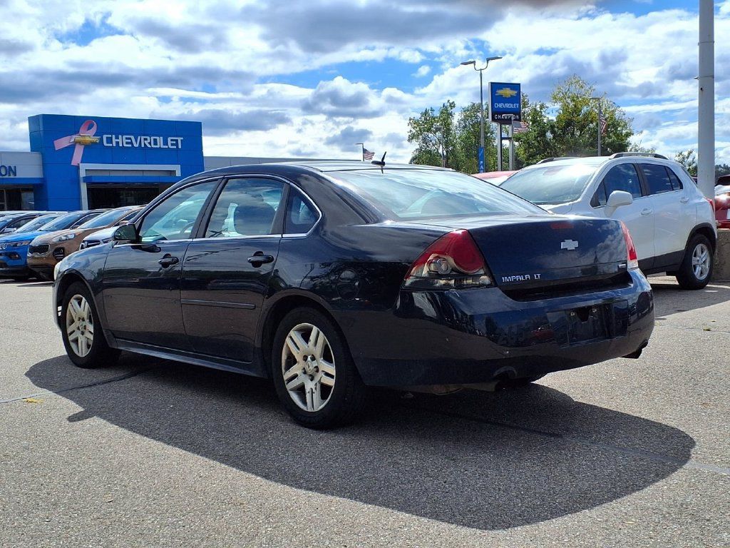 Used 2016 Chevrolet Impala LT w/ LT Sunroof Package FWD image 6