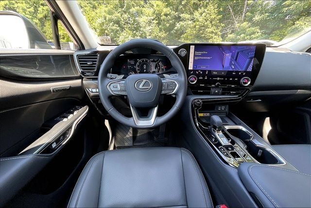 Used 2024 Lexus NX 350 AWD image 8