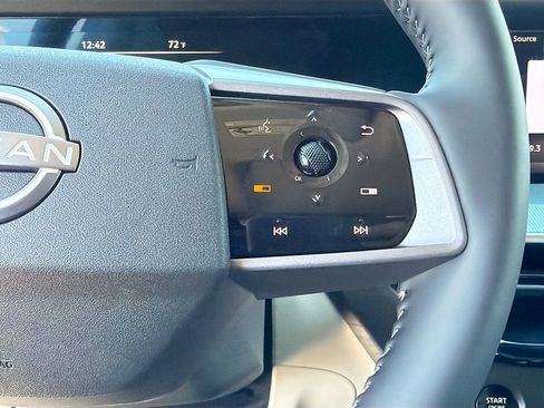 Used 2025 Nissan Murano SL w/ Cargo Package image 37