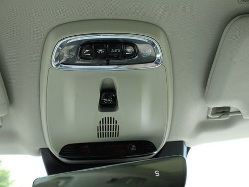 Used 2017 Volvo XC90 T6 Momentum w/ Vision Package AWD/4WD image 22
