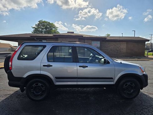 Used 2005 Honda CR-V LX image 9