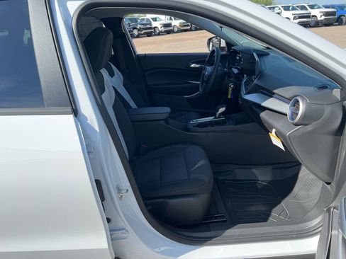 New 2026 Chevrolet Trax LS w/ LS Convenience Package FWD image 26