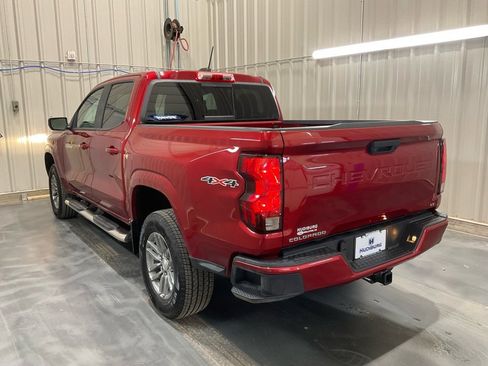 Used 2024 Chevrolet Colorado LT w/ LT Convenience Package II image 20