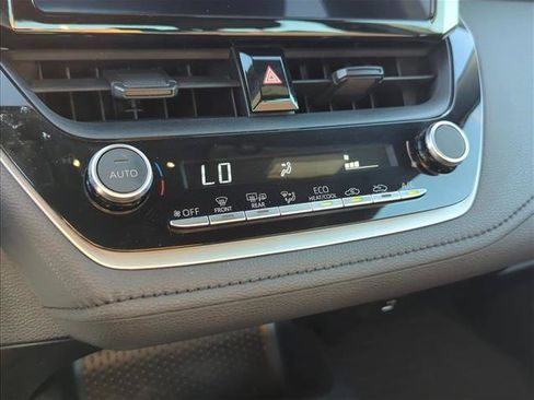 Used 2024 Toyota Corolla SE FWD image 22