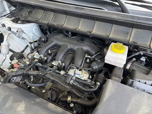 Certified 2025 Nissan Pathfinder Platinum w/ Cargo Package FWD image 30
