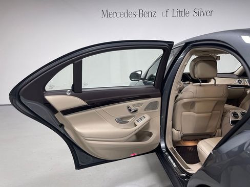 Certified 2020 Mercedes-Benz S 560 4MATIC Sedan image 23