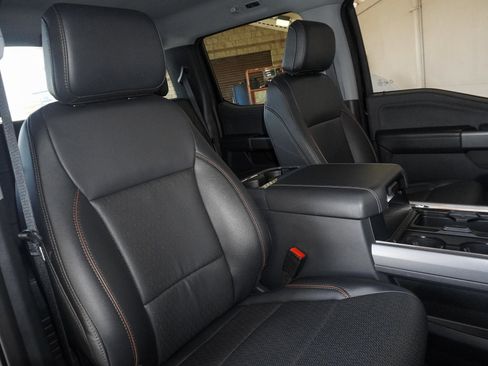 Used 2025 Ford F450 Lariat w/ Chrome Package image 40