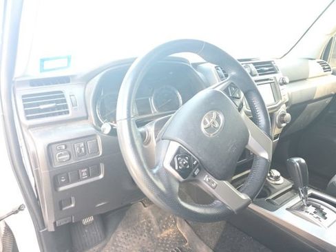 Used 2019 Toyota 4Runner SR5 Premium AWD/4WD image 9