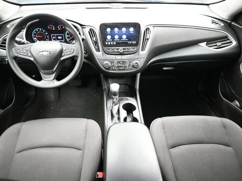 Used 2024 Chevrolet Malibu LS FWD image 9