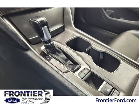 Used 2019 Honda Accord Sport image 13