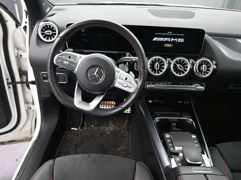 Used 2021 Mercedes-Benz GLA 45 AMG 4MATIC image 22