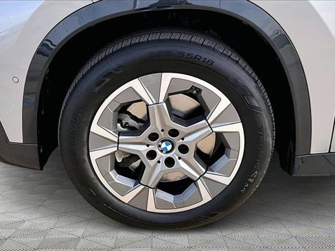 Used 2025 BMW X1 xDrive28i image 8