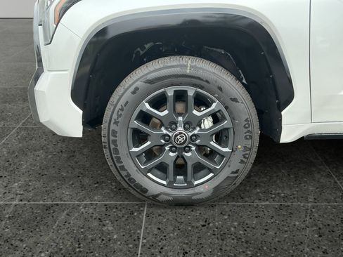 New 2026 Toyota Tundra Platinum image 14