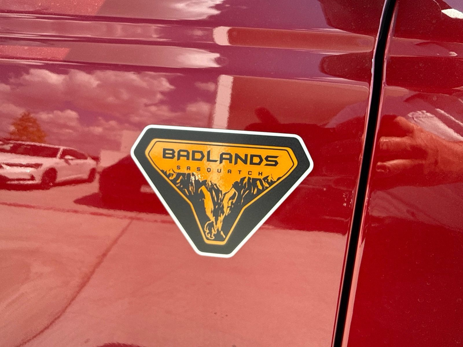 Used 2025 Ford Bronco Badlands AWD/4WD image 9