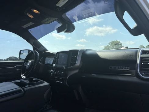 Used 2021 RAM 1500 Big Horn AWD/4WD image 16