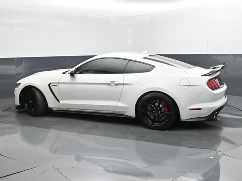 Used 2020 Ford Mustang Shelby GT350 w/ Technology Package image 3