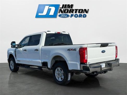 Used 2025 Ford F250 XLT image 5
