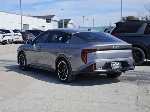 New 2025 Kia K4 GT-Line image 4