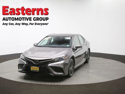 Used 2024 Toyota Camry SE image 94
