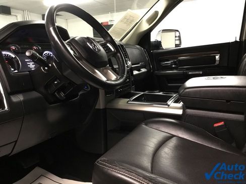 Used 2015 RAM 1500 Laramie w/ Convenience Group image 30