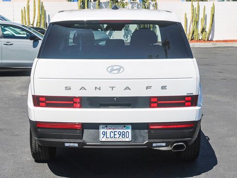 Used 2024 Hyundai Santa Fe SE image 8