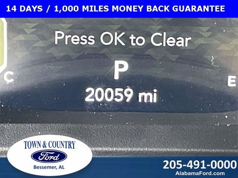 Used 2025 Jeep Wrangler Sahara image 22