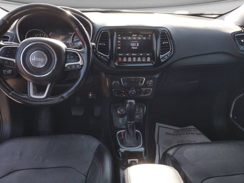 Used 2021 Jeep Compass Limited w/ Sun and Sound Group AWD/4WD image 12