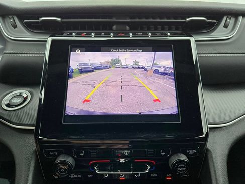 Used 2023 Jeep Grand Cherokee Altitude AWD/4WD image 25