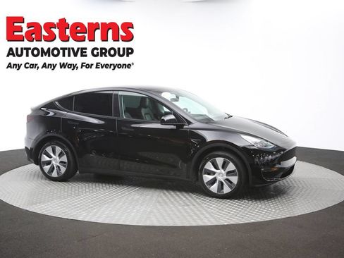 Used 2021 Tesla Model Y Long Range AWD/4WD image 40