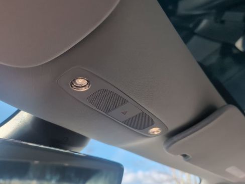 Used 2023 Tesla Model 3 Standard Range image 27